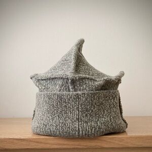 joodito origami crown 100% wool sweater hat handmade upcycled beanie cap green